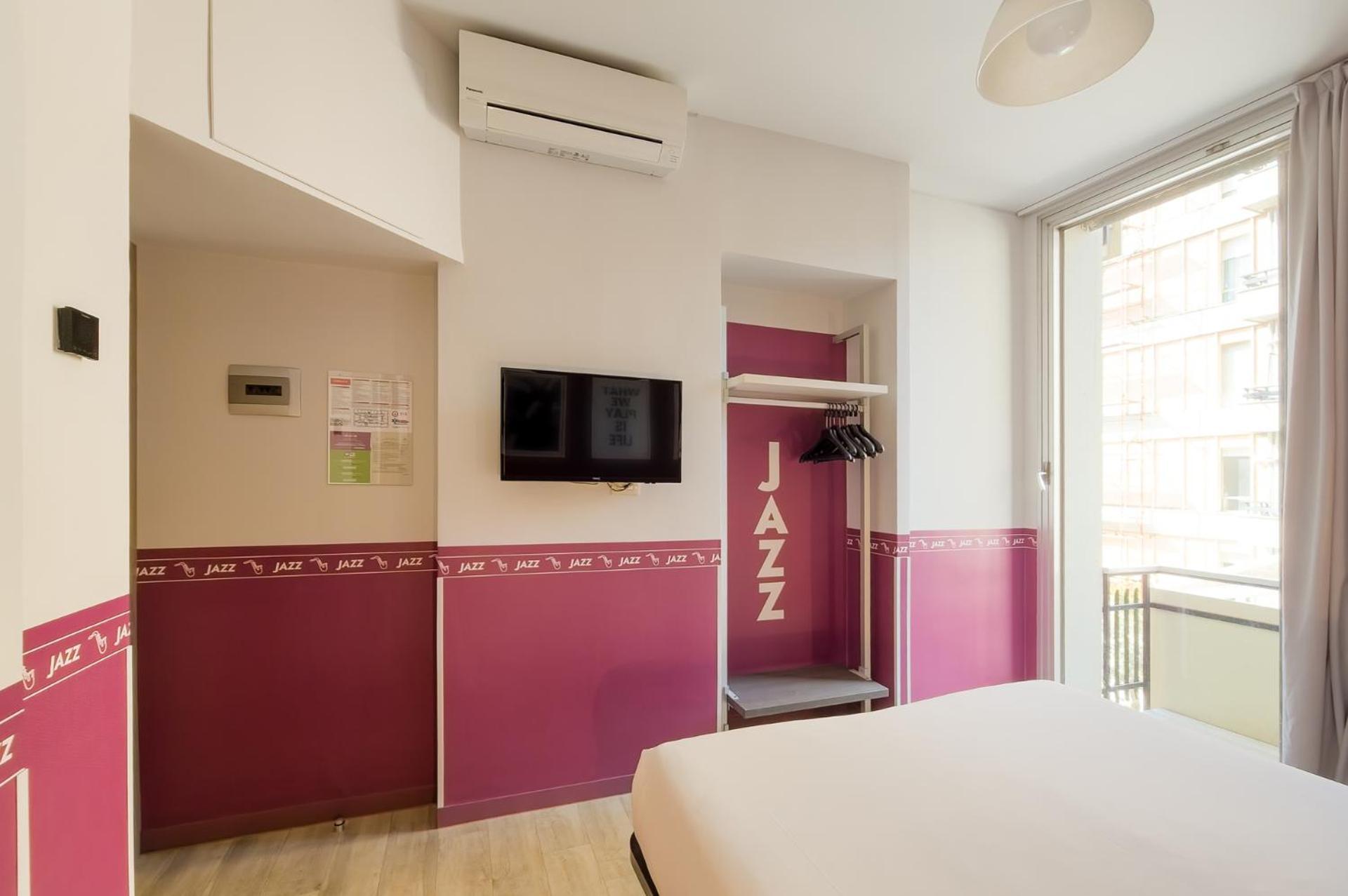 Hotel Nologo جنوة المظهر الخارجي الصورة