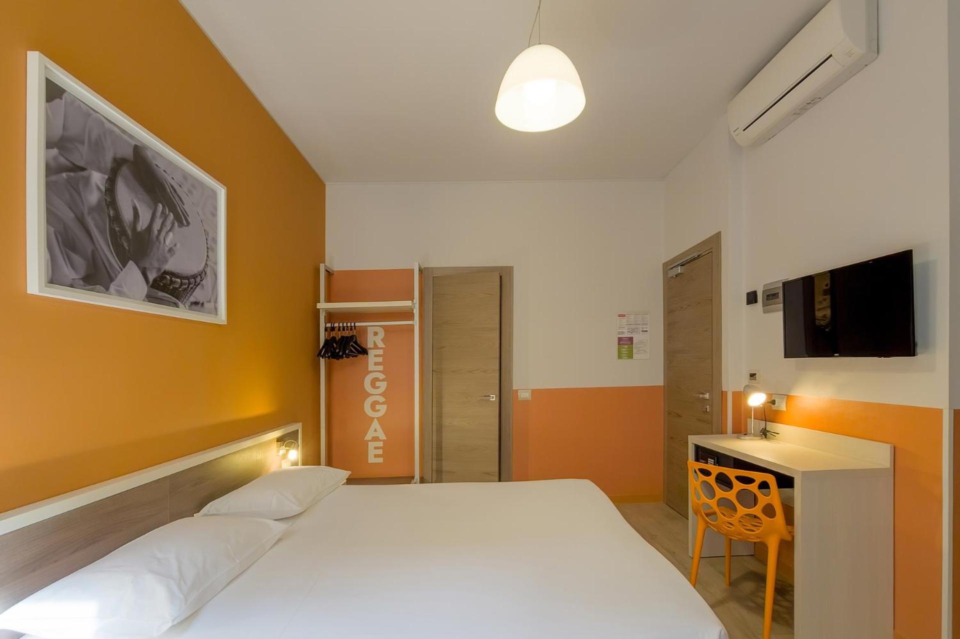 Hotel Nologo جنوة المظهر الخارجي الصورة