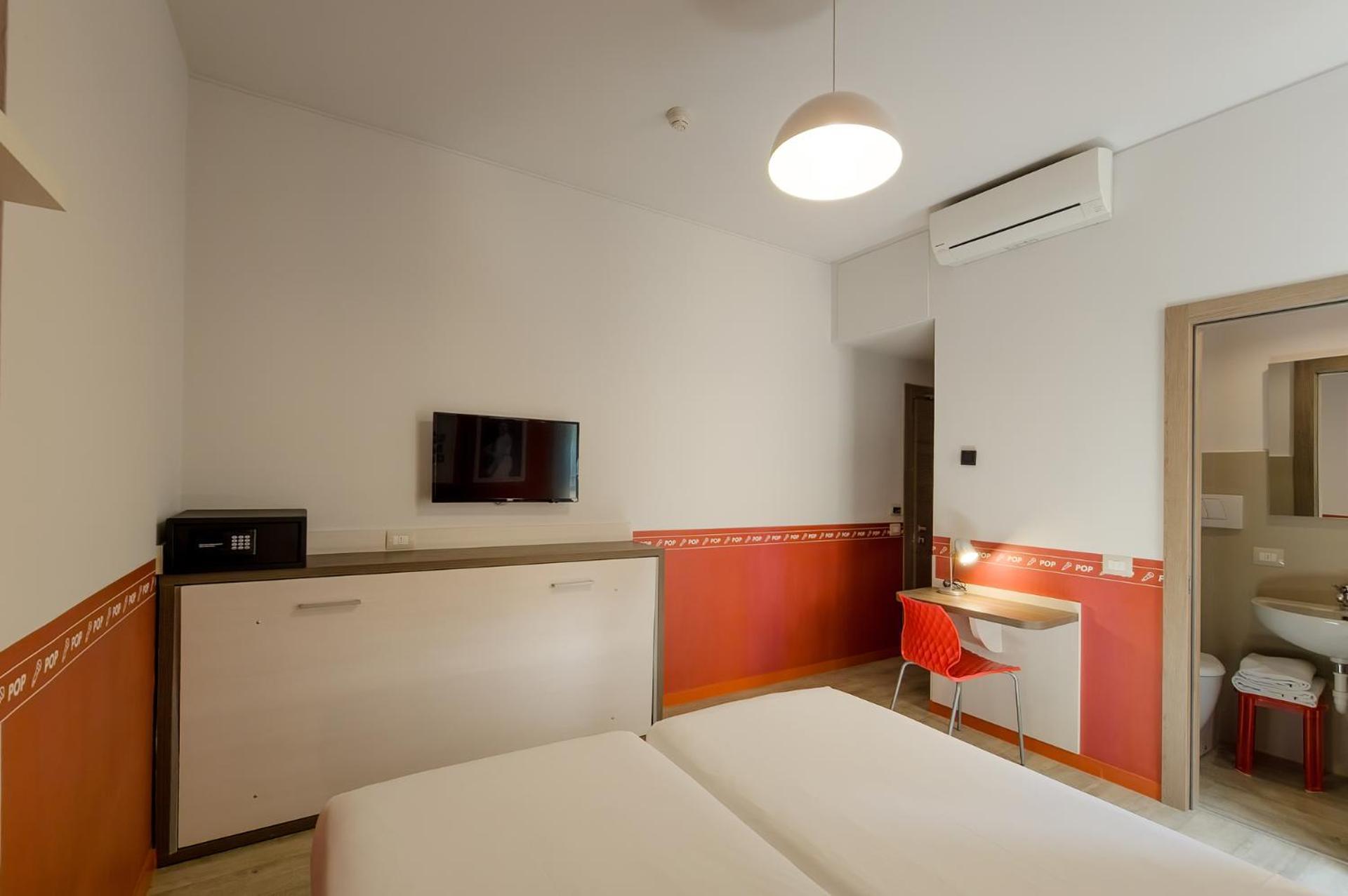 Hotel Nologo جنوة المظهر الخارجي الصورة